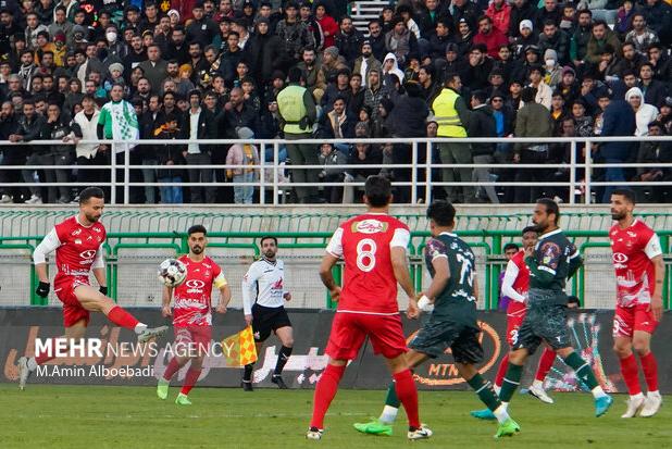 پیشکسوت پرسپولیس: ماندن کریم باقری از حضور سرمربی خارجی مفیدتر بود