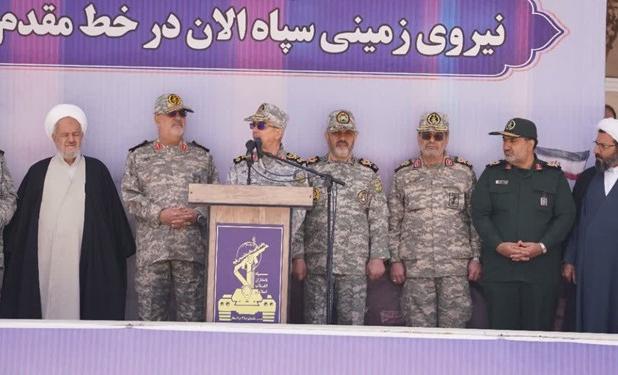 سرلشکر  باقری: سپاه ثارالله کرمان سربلند است