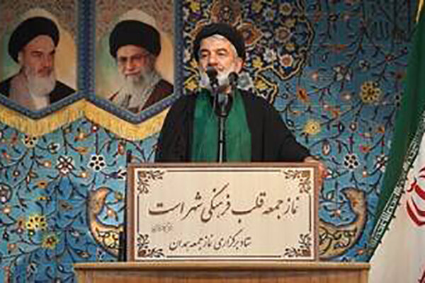  فاضلیان: ناوهای آمریکایی، اصحاب فیل امروز و پهپادهای ما «ابابیل»اند