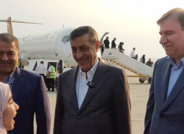 معاون امور اجرایی رئیس جمهور وارد عسلویه شد