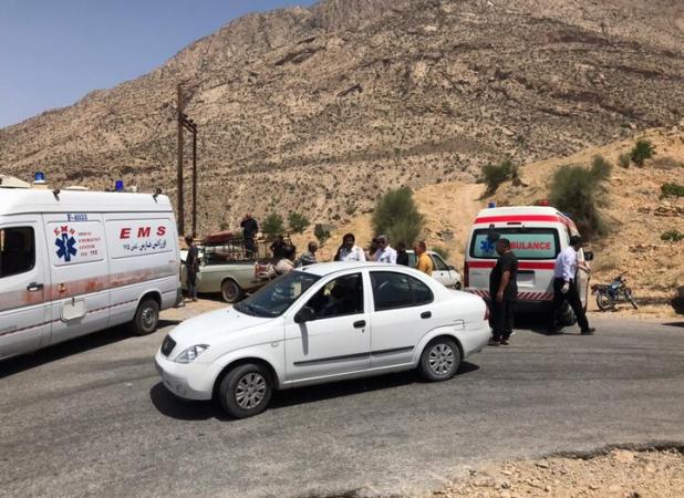 ۹ مصدوم در حادثه واژگونی خودرو در محور شهرستان داراب