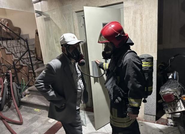 باخدا: ۳ عضو یک خانواده از حریق منزل مسکونی در مشهد نجات یافتند