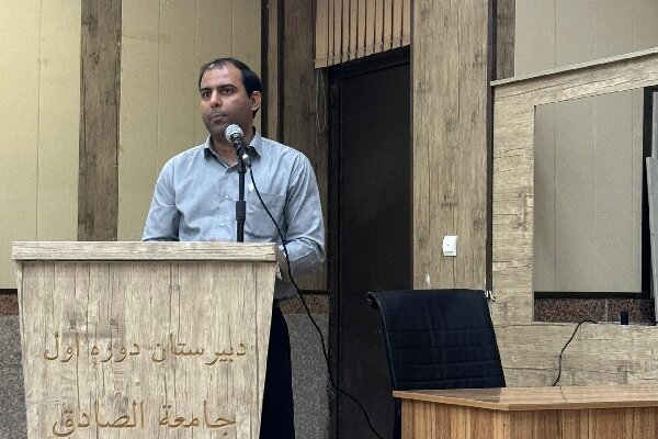 جعفری: کتاب‌خوانی باید از خانواده‌ها آغاز شود