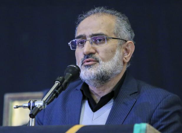 مگر می‌شود اصل نظام به رفراندوم گذاشته شود؟