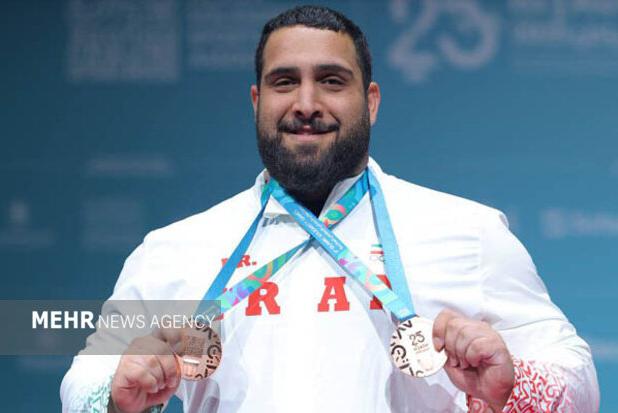 حسن پور:  از اینکه دل مردم ایران را شاد کردم، خوشحال هستم