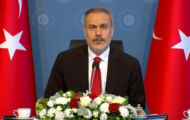 فیدان: «اردوغان» با رؤسای جمهور اوکراین و روسیه در تماس است
