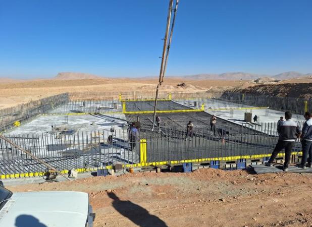 مخزن ذخیره آب طرح نهضت ملی مسکن بروجن در حال ساخت است