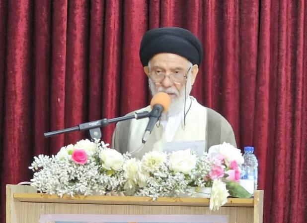 معلمان تاثیرگذارترین افراد جامعه هستند