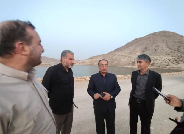 انتقال آب به ۳۵۰ هکتار از اراضی زیر دست سد کوهبرد توسط بسیج سازندگی