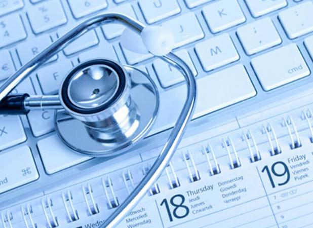 دولت در پی تسهیل خدمات بهداشتی؛ ۶۰ درصد نوبت‌دهی سرپایی دانشگاه‌ها تا پایان سال اینترنتی می‌شود