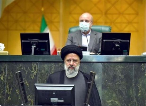 نامه ۲ نماینده به «رئیسی» درباره کنترل بازار دارو