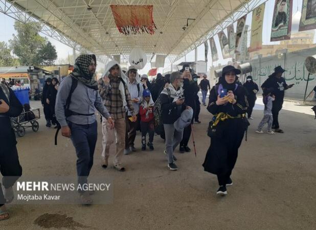 تردد ۲۷ هزار زائر از مرز مهران در آستانه اربعین