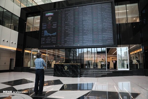 تالار شیشه‌ای امروز ۲۰ آبان؛ شاخص کل ۸ هزار واحد ریخت