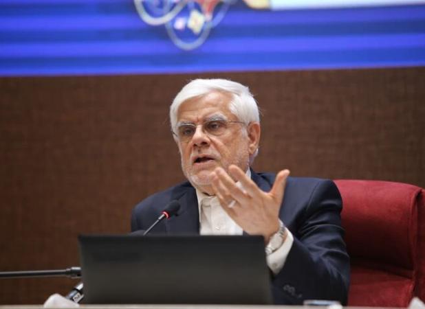 عارف: صد سال قدمت راهنمایی و رانندگی مایه افتخار است