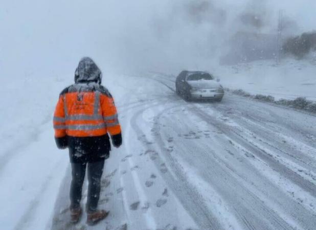 الزام استفاده از زنجیر چرخ در محورهای کوهستانی