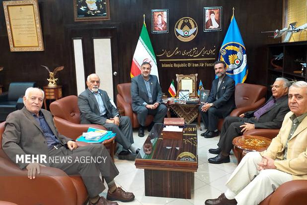 هیئت مدیره کانون خلبانان با فرمانده نیروی هوایی دیدار کرد