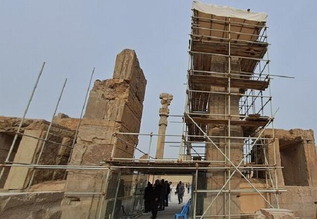 فعالیت ۴ کارگاه مرمت در تخت جمشید/ چرا برخی کارگاه‌ها فعال نیستند