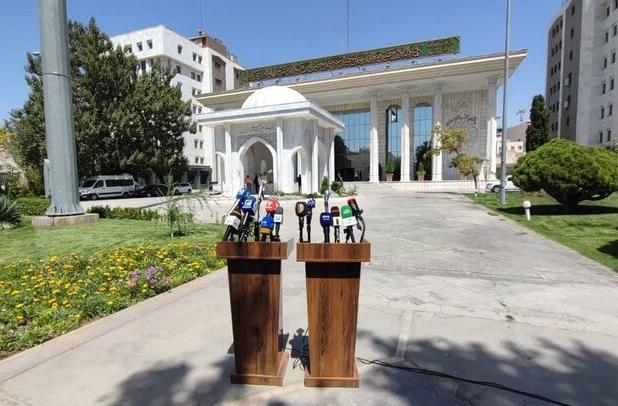 وزیر راه در میان خبرنگاران رسانه‌های خراسان رضوی حاضر نشد