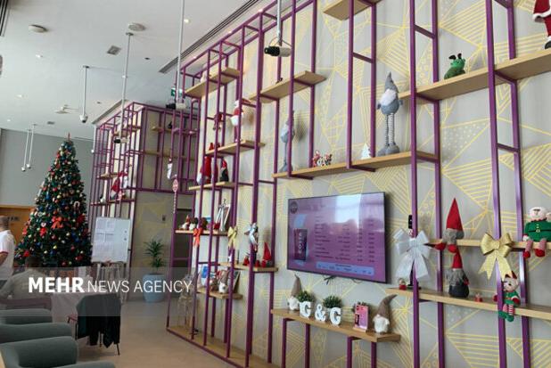 دبی و کمبود نشانه‌هایی از میزبانی/ «کاج»ها جای «نماد»ها را گرفته‌اند!