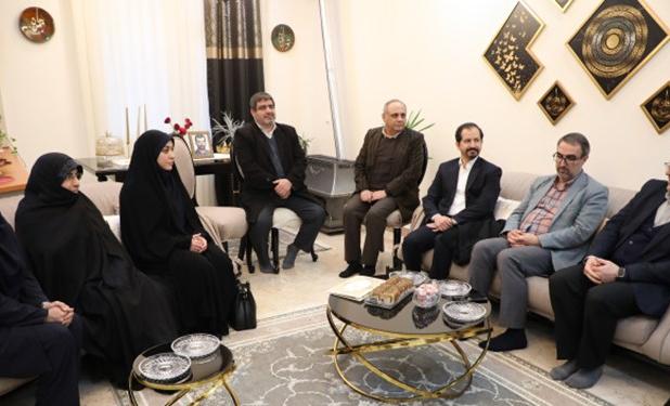 صالحی: امنیت امروز کشور حاصل خون شهداست