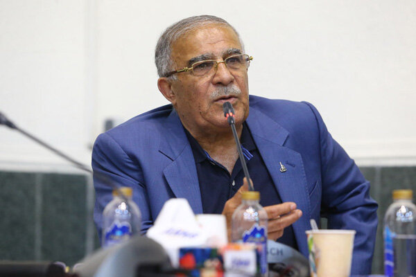 روشن: آبروی ۸۰ ساله استقلال را بردند