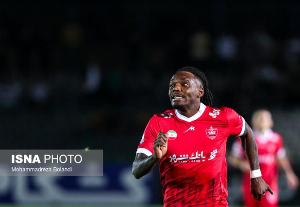 شکایت استقلال خوزستان از پرسپولیس بابت بیفوما رد شد