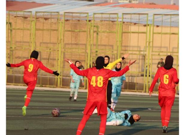 دختران فولادی نیم‌فصل دوم لیگ یک را با شکست شروع کردند