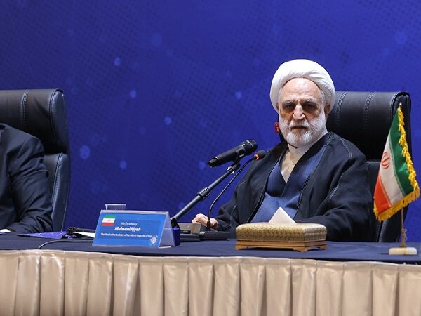 اقداماتی که امروز در غزه شاهد آن هستیم جنایت علیه بشریت است