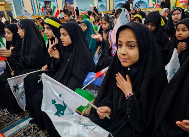 سومین گردهمایی سراسری کودکان عاشورایی در حرم مطهر امام رضا(ع)