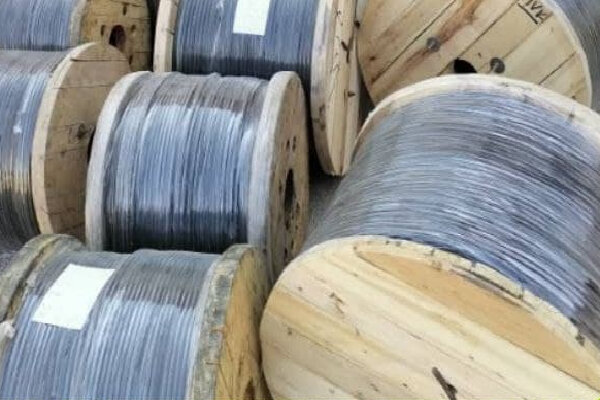 یک سوم سیم و کابل کشور در استان زنجان تولید می شود