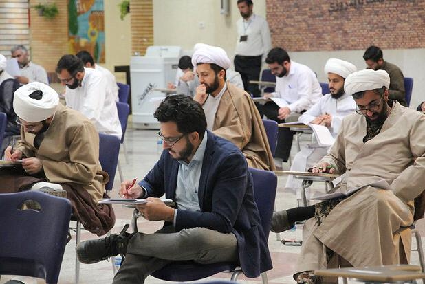 حذف طلاب از دبیری معارف و عربی در آزمون استخدامی