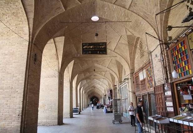  سامان‌دهی بازار تاریخی کرمان، گامی مؤثر در توسعه گردشگری