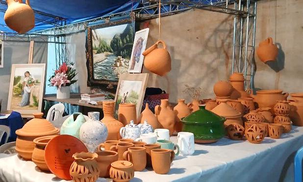 آغاز کارگاه‌های تخصصی همایش زنجیره ارزش سفال و سرامیک/ هنرمندان ۱۳ استان به همدان می‌آیند  