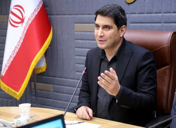 لهونی:۵۰ درصد مالیات کولبران در قانون ساماندهی تجارت مرزی حذف شد