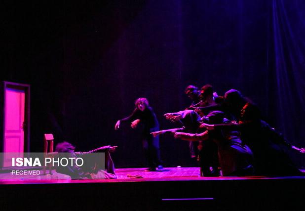 یک کارگردان: شکوفایی تئاتر دانشجویی در گرو توجه و حمایت بیش‌تر