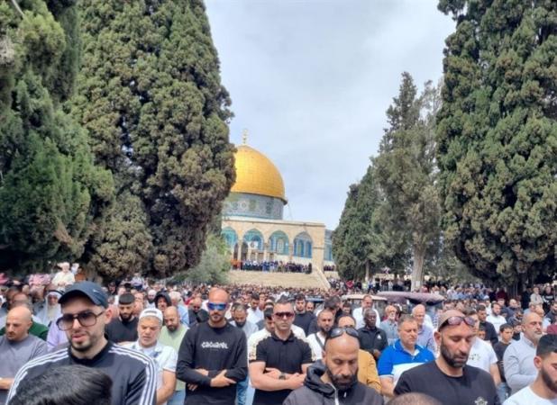 مشارکت ۷۵هزار نفر در آخرین نماز جمعه ماه رمضان درمسجد الاقصی