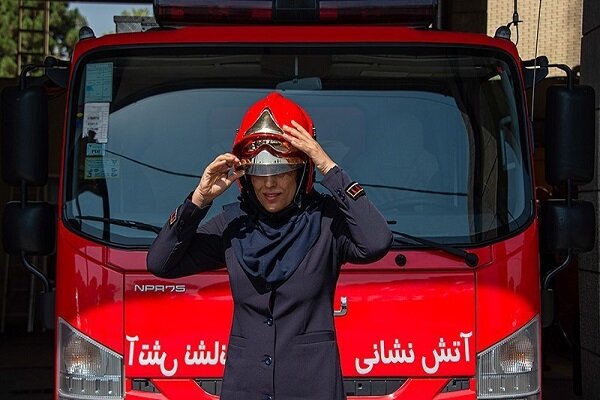 محمدی: به زودی ۲۰ آتش‌نشان زن به سازمان آتش‌نشانی تهران ملحق می‌شوند