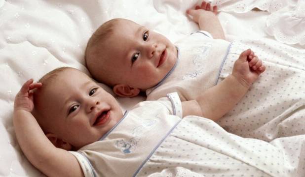 بهره‌مندی ۴۱۴۵ خانوار دارای فرزند چندقلو در همدان از مستمری/رشد ۱۱۷ درصدی حق پرستاری