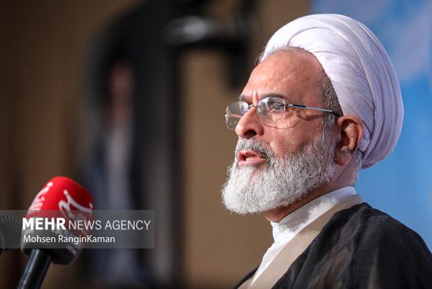 حضور مردم در صحنه و رشادت نیروهای مسلح سبب ناکامی دشمنان شد