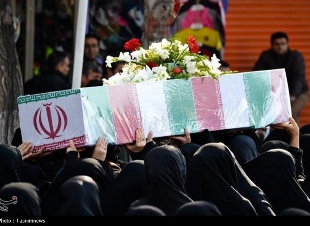 چشم‌انتظاری کودک ۶ ساله برای پدری که دیگر بازنمی‌گردد