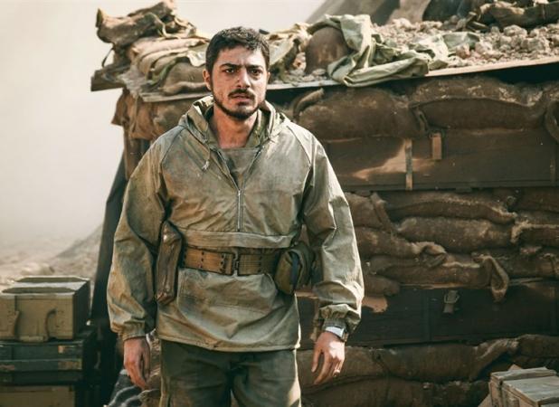پوستر فیلم سینمایی «مجنون» رونمایی شد