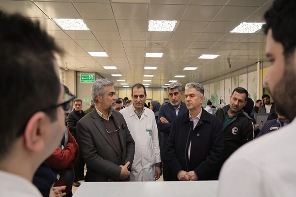 عیادت مدیران وزارت بهداشت از مجروحان حوادث اخیر