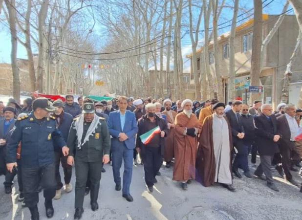 حضور پرشور مردم خوانسار در راهپیمایی ۲۲ بهمن؛ نمایش وحدت و اقتدار انقلاب اسلامی