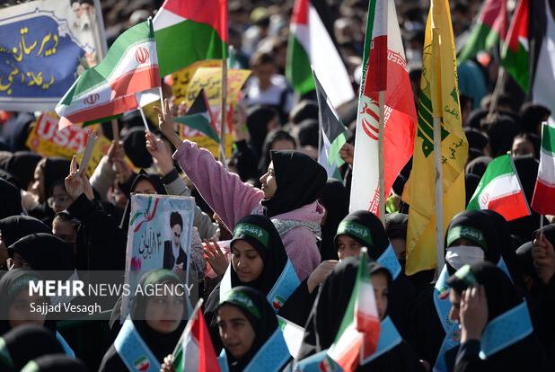 اجتماع باشکوه جیرفتی ها در یوم الله ۱۳ آبان