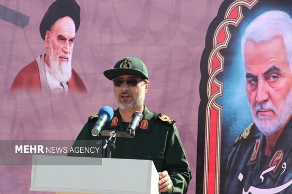 سردار امیری: تبعیت از ولایت راه عبور از مشکلات است