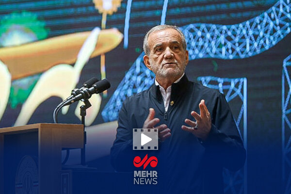 پزشکیان: حقوق کارمندان براساس عملکردشان پرداخت شود