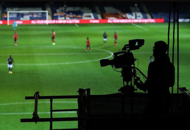 پخش زنده بازی تراکتور - پرسپولیس  از شبکه سه