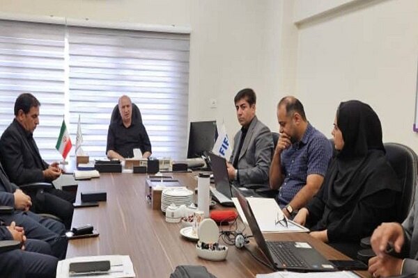 برگزاری نشست  برنامه های طرح و توسعه ای مرکز ملی فوتبال با حضور تاج