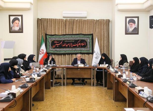 نشست مجمع مشورتی بانوان آذربایجان شرقی با حضور استاندار