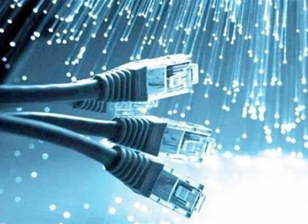 چین تعرفه‌های آمریکا را با محدودیت‌های جدید برای فیبرهای نوری پاسخ داد